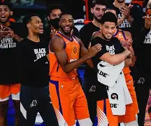 菲尼克斯太阳国际比赛日绝杀压哨；志在意甲名次提升；球迷炸锅；医务组通报恢复